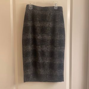 Pencil skirt, size:0, brand new with tag.